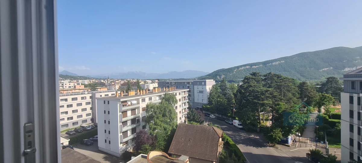 a-vendre-t3-entierement-renove-a-annemasse-big-0