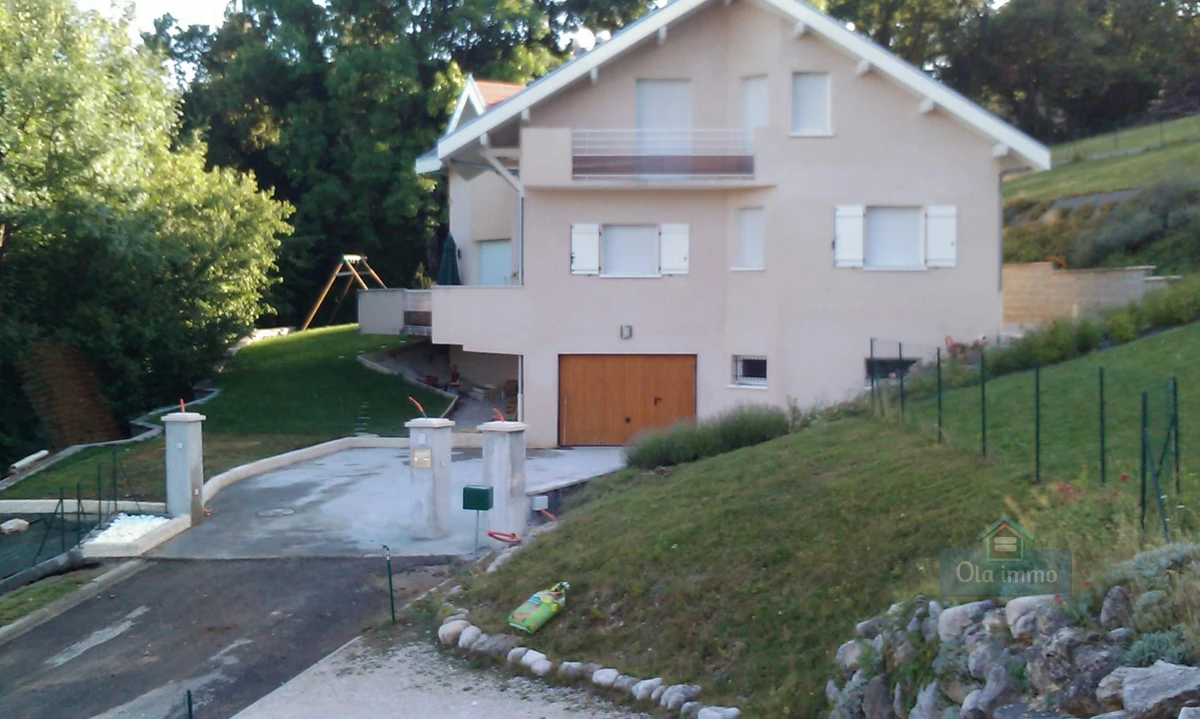 a-vendre-superbe-villa-darchitecte-a-gex-8-pieces-224-m2-au-calme-absolu-big-1