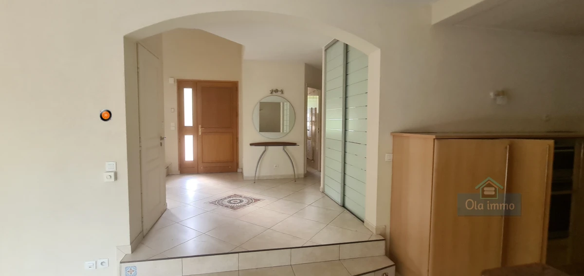 a-vendre-superbe-villa-darchitecte-a-gex-8-pieces-224-m2-au-calme-absolu-big-11