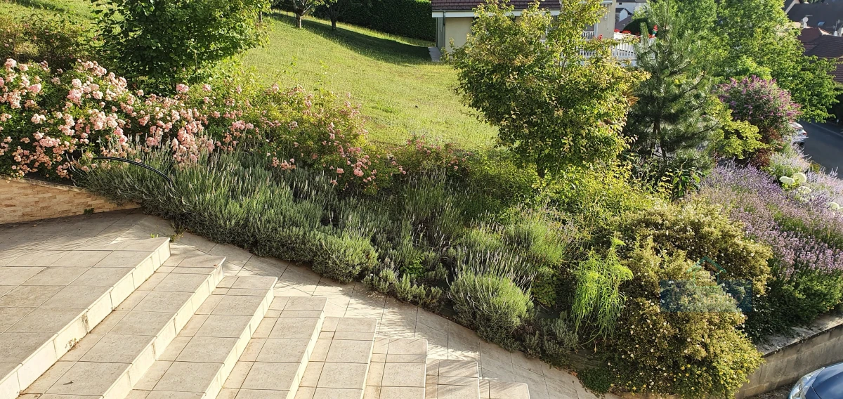 a-vendre-superbe-villa-darchitecte-a-gex-8-pieces-224-m2-au-calme-absolu-big-25